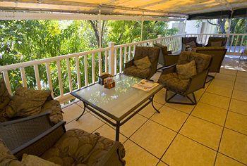 L'habitation Guesthouse- Adult Exclusive Bed & Breakfast 2*