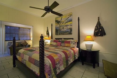 L'habitation Guesthouse- Adult Exclusive Alojamento de Acomodação e Pequeno-almoço Key West