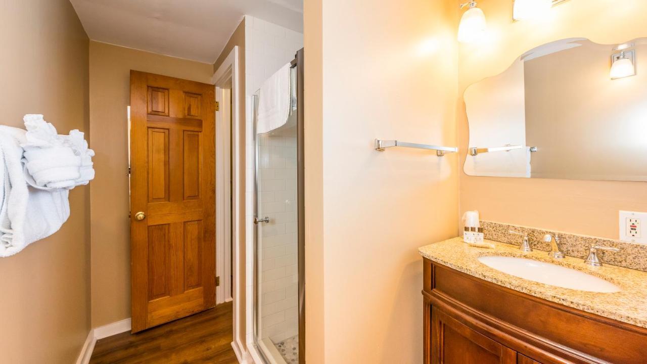 L'habitation Guesthouse- Adult Exclusive Alojamento de Acomodação e Pequeno-almoço Key West